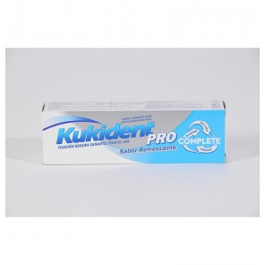 Kukident Complete - Крем для зубных протезов Adh (освежающий 47 г)